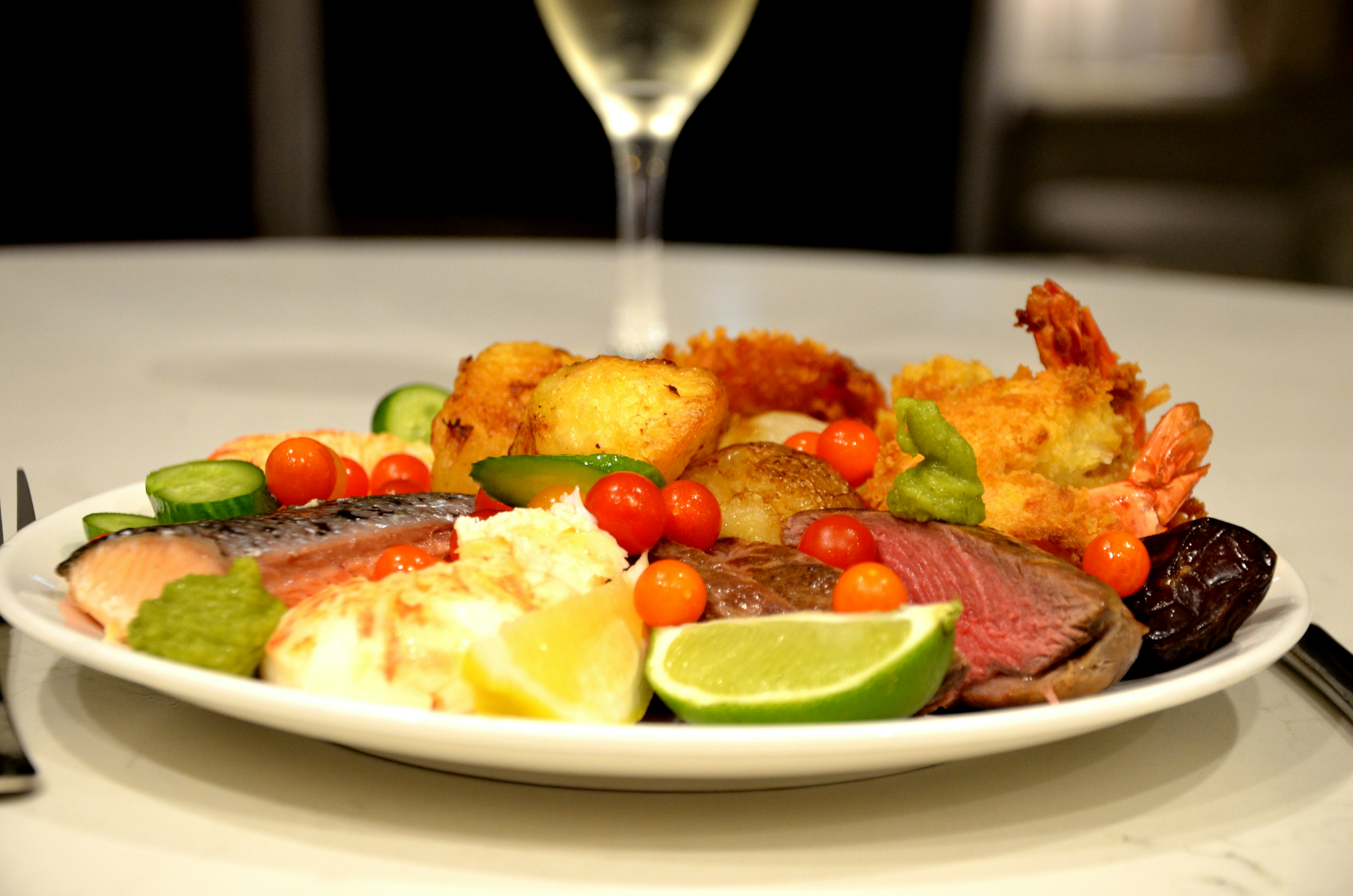 Assiette terre et mer, plat signature dressé